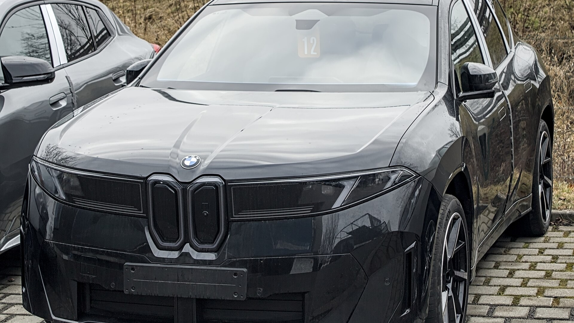 BMW iX3 측면 라인, 국내 출시 트림 8690만원부터