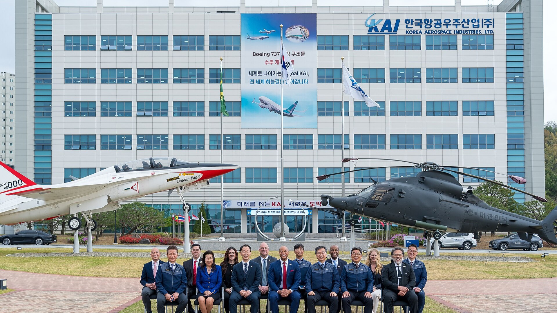한국항공우주산업(KAI) 생산 시설 내부 모습, 국내 우주항공주 관련 기업
