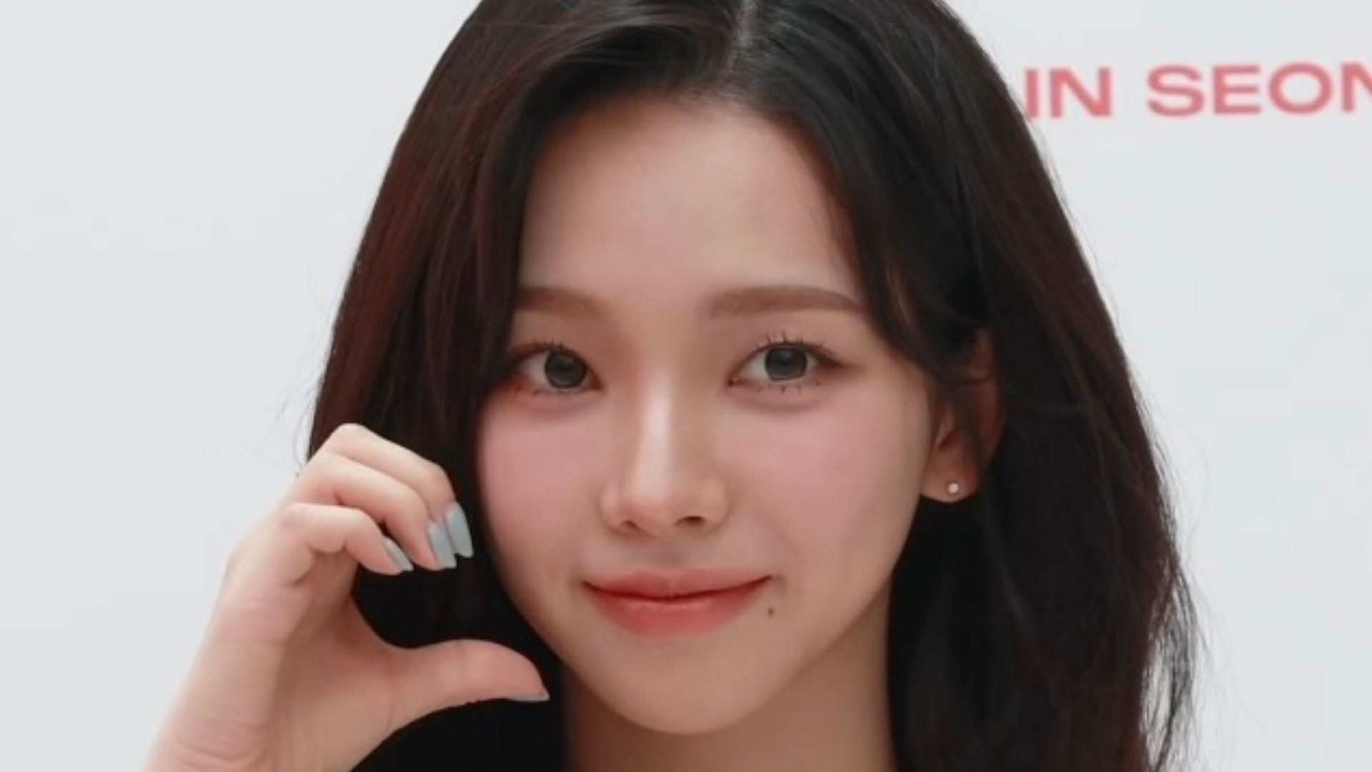 무신사 뷰티 페스타 성수 팝업스토어를 찾은 아이돌, 무신사 상장 앞두고 커지는 브랜드 마케팅 열기