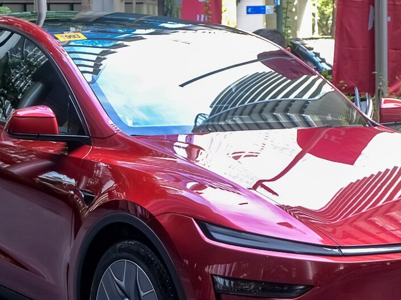 테슬라 모델YL 프리미엄 롱레인지 AWD, 가족 단위 사용에 적합한 6인승 전기 SUV